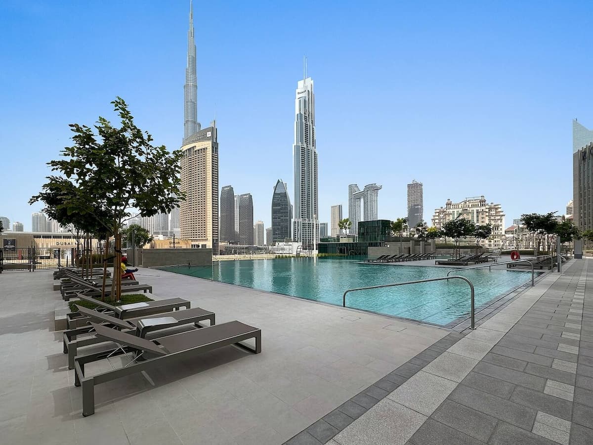 1 Bedroom Furnished Apartment | Downtown Views II